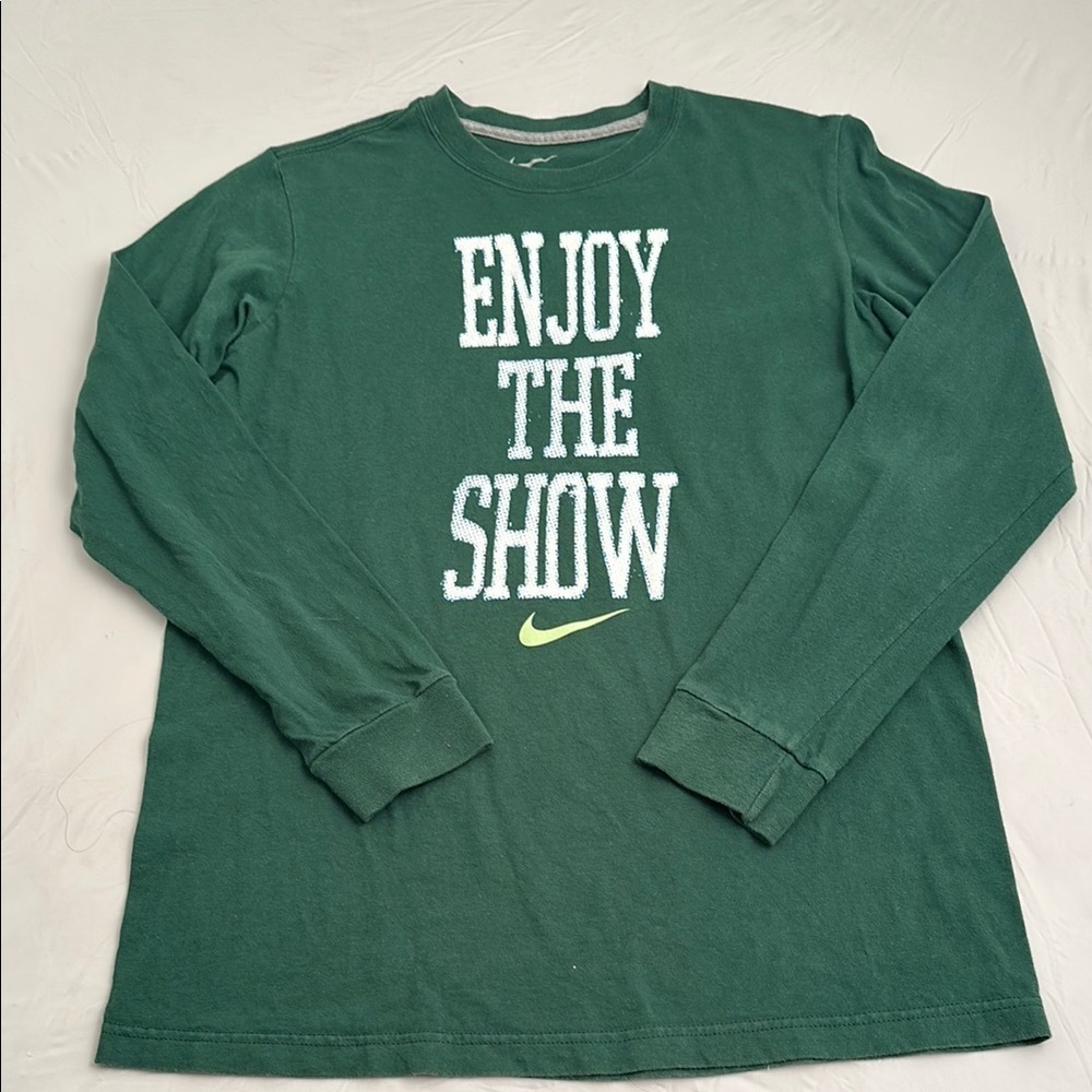Nike green long sleeve crew neck graphic t-shirt